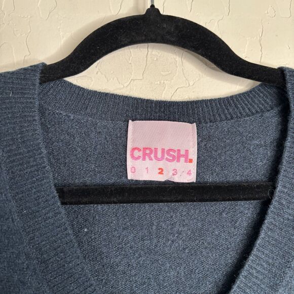 Crush Cashmere Tie Dye V Neck Sweater - Picture 5 of 5